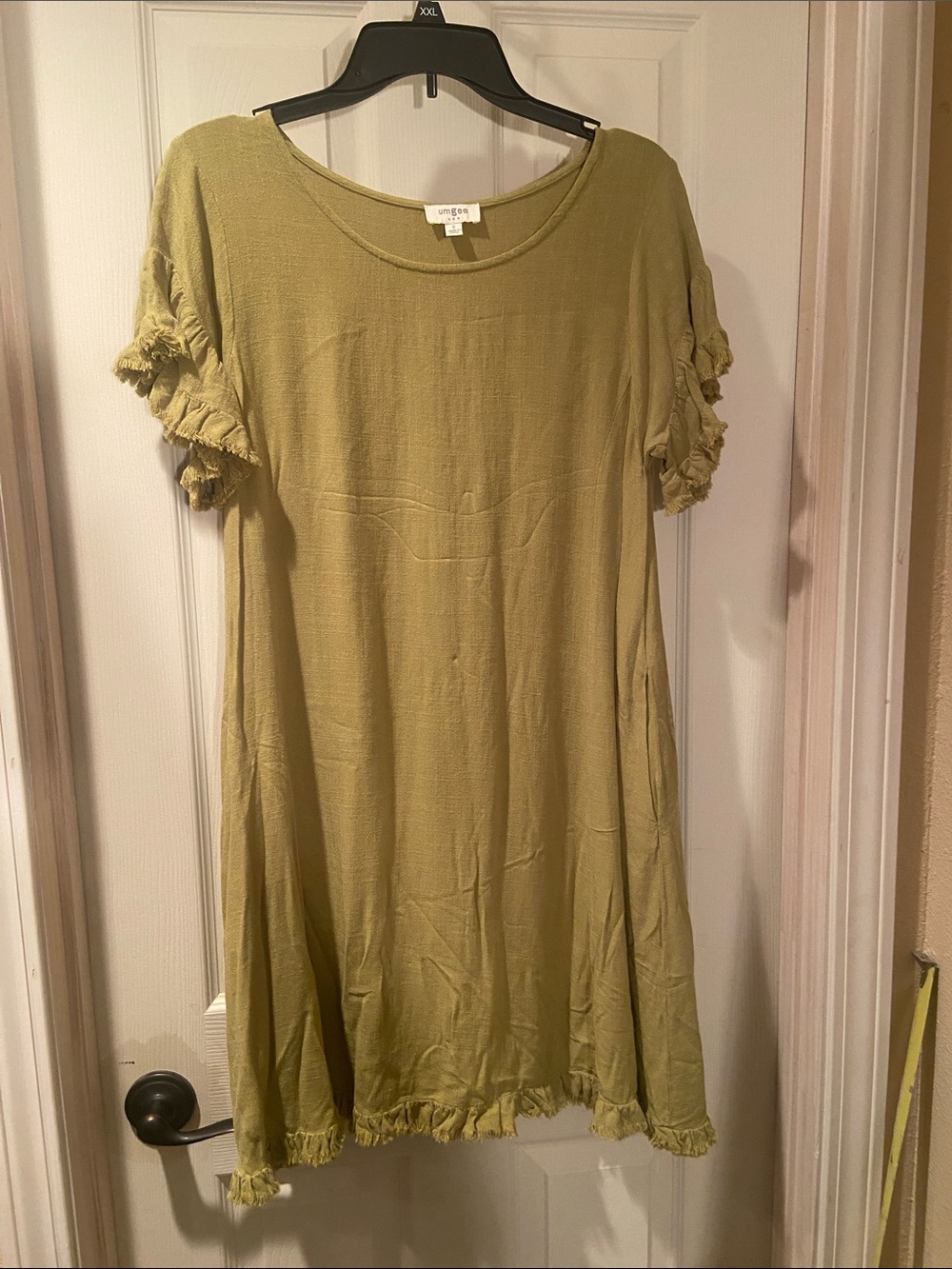 Umgee- Women’s Olive casual dress with pockets.